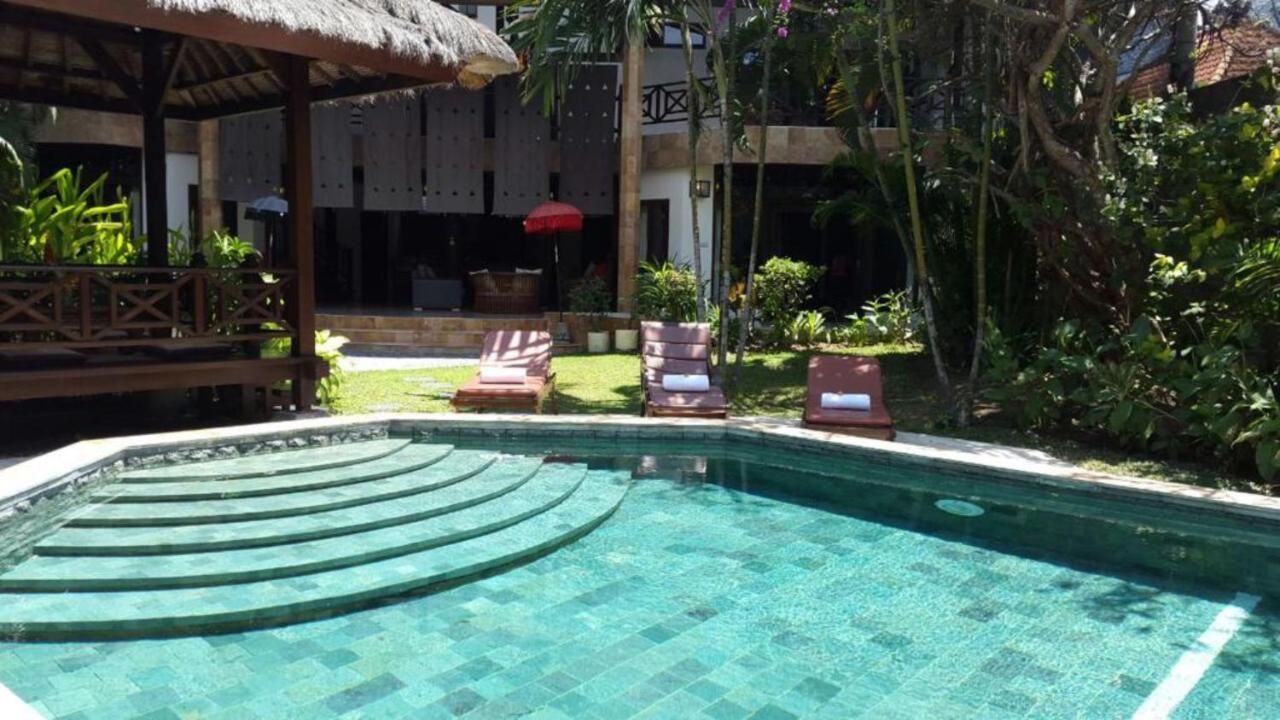 New Daria Villas Seminyak Buitenkant foto