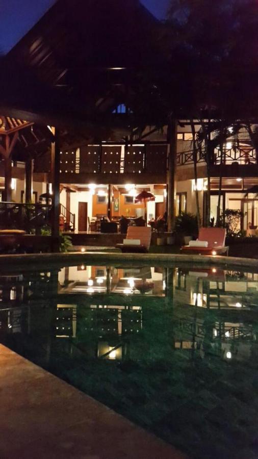 New Daria Villas Seminyak Buitenkant foto